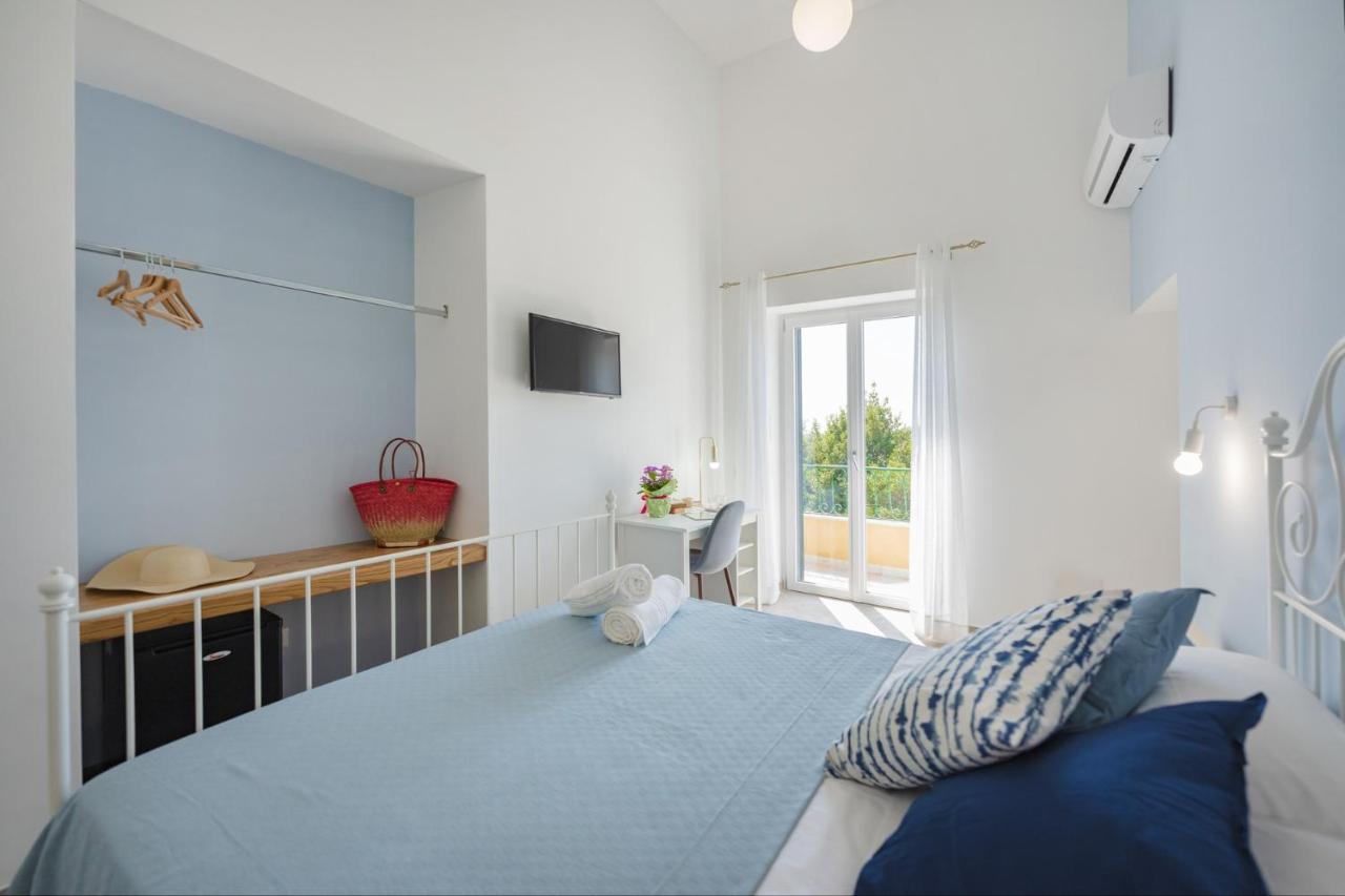 Villa Caterina B&B Procida Bagian luar foto