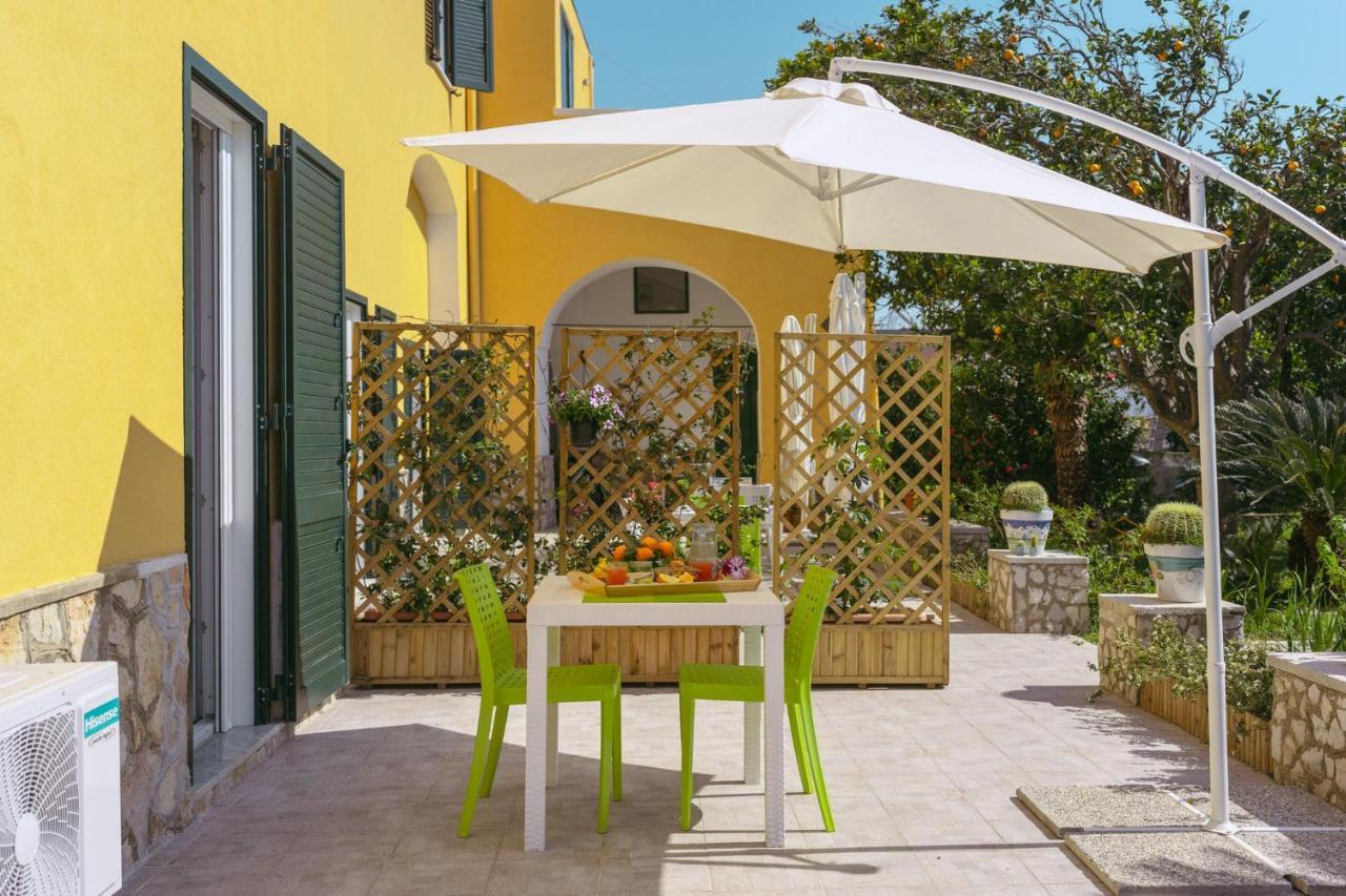 Villa Caterina B&B Procida Bagian luar foto
